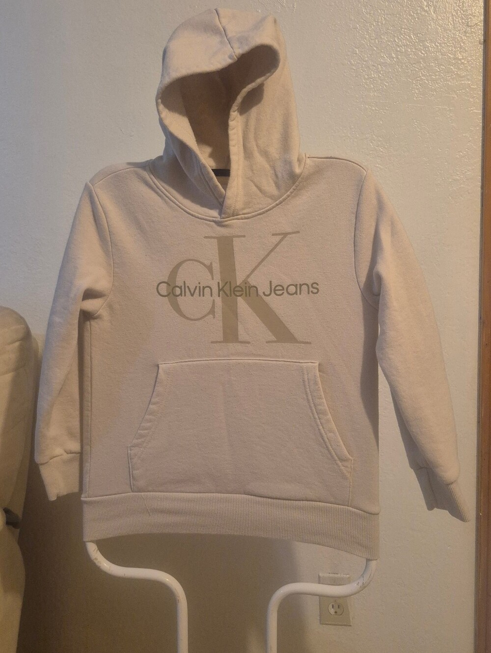 Calvin Klein Jeans Kids Hoodie Size 8 Beige CK Logo Pullover Sweatshirt